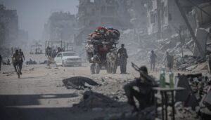israil askerleri gazzede evini kontrol eden filistinliyi katletti gQ2g1MPt.jpg